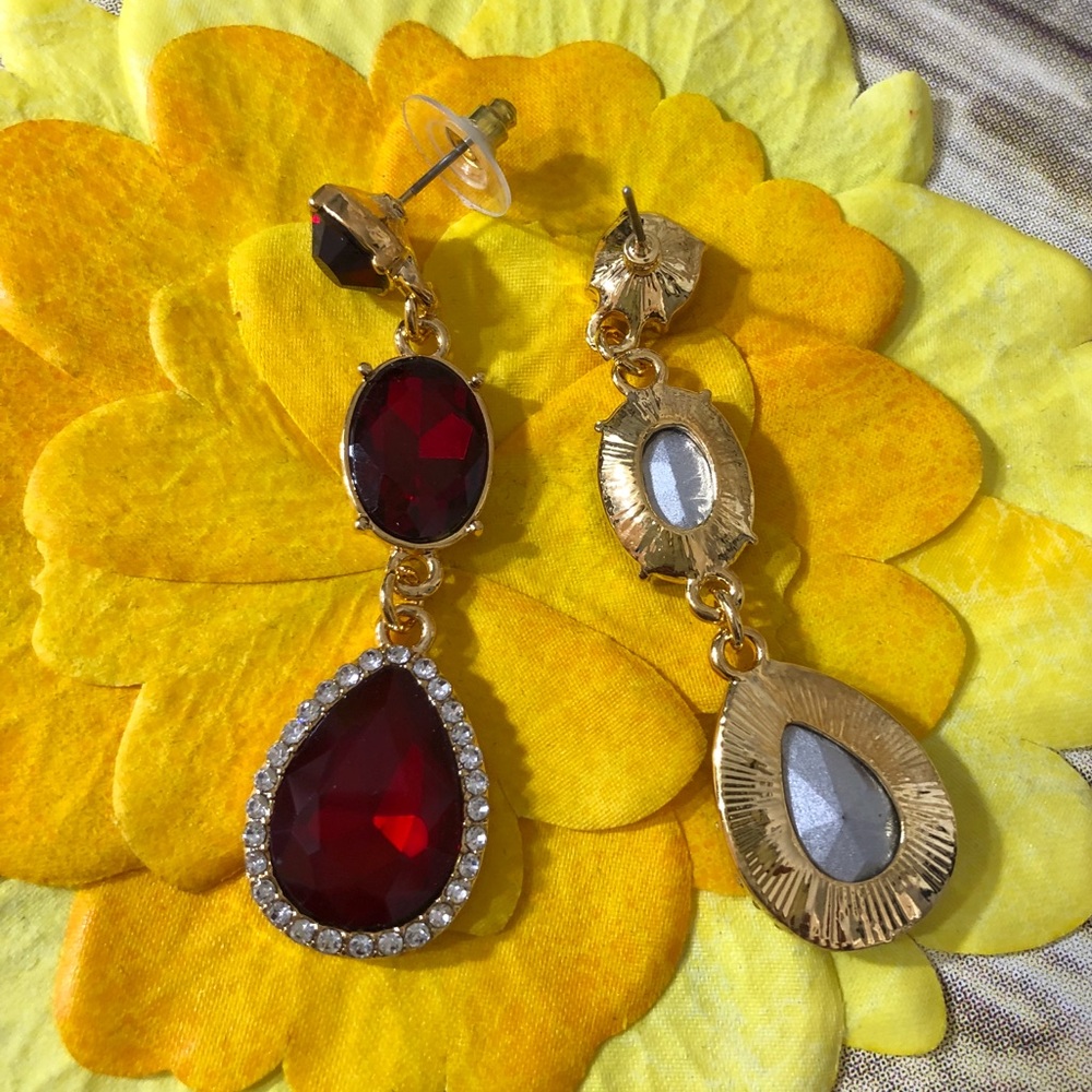 Nwt Tri-Tier Crystal Drop Statement Earrings Red - image 4